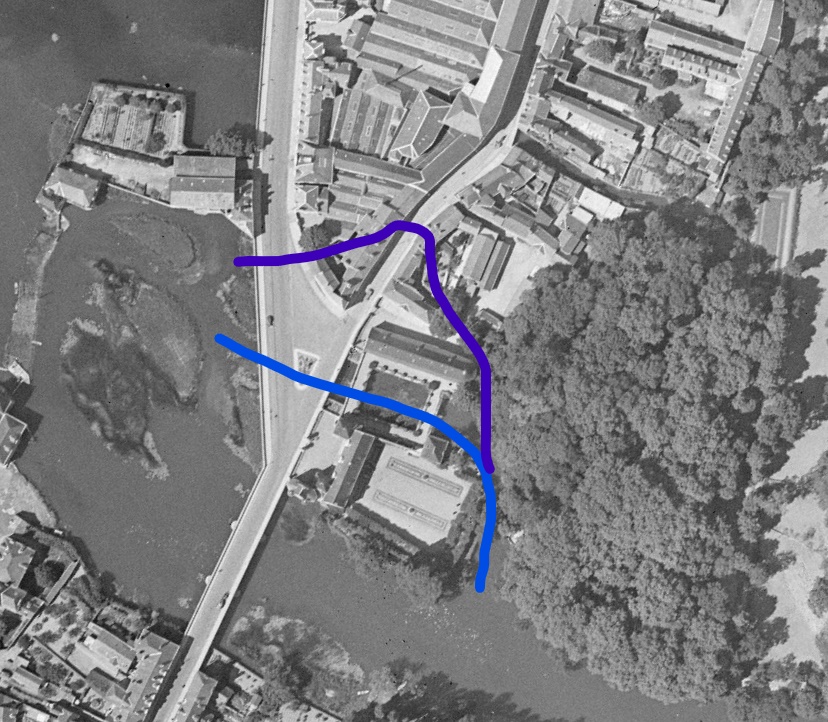 Photographie satellite de 1946 : état initial de la première et deuxième douve et de la flèche