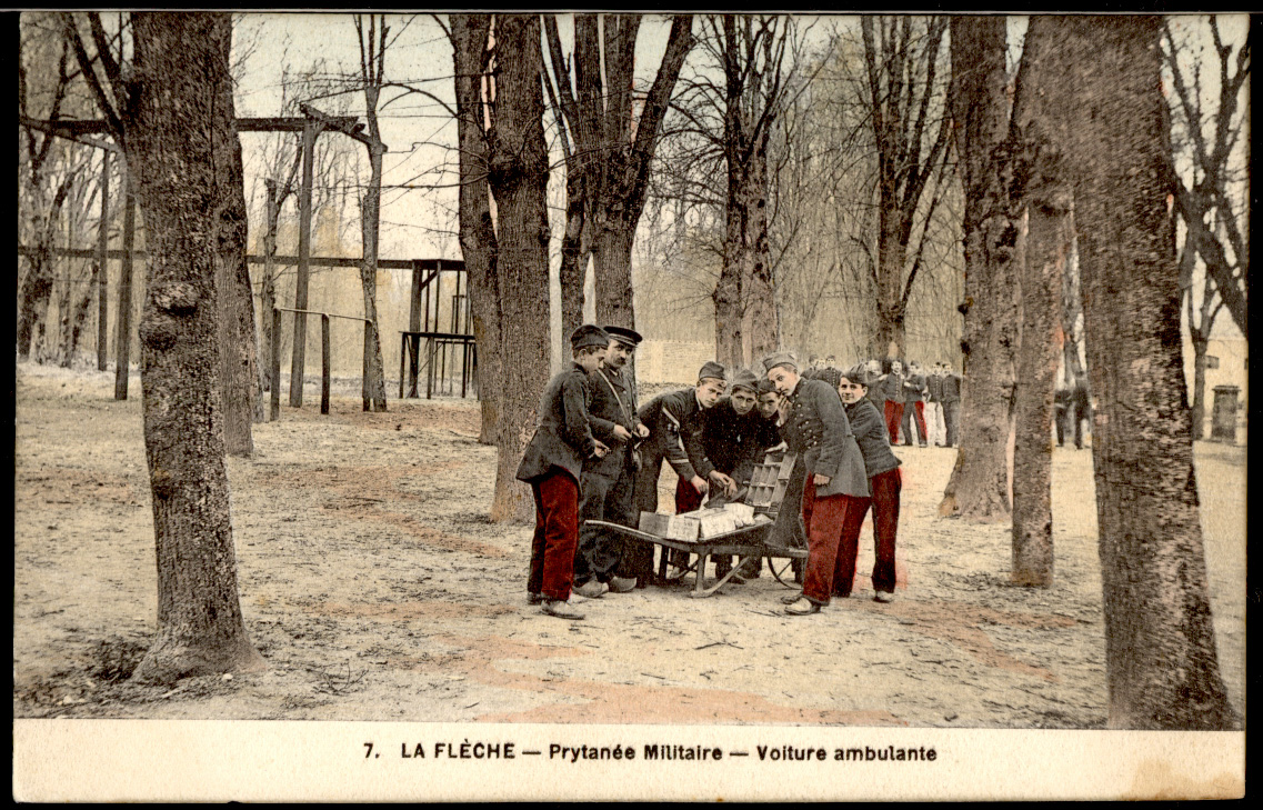La Flèche - n°7 Prytanée Militaire - Voiture amublante - Couleur